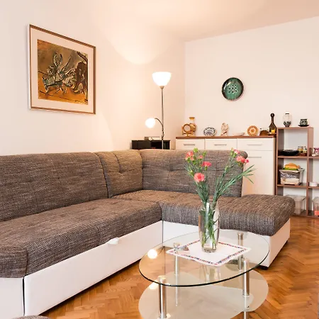 Apartment Mare *